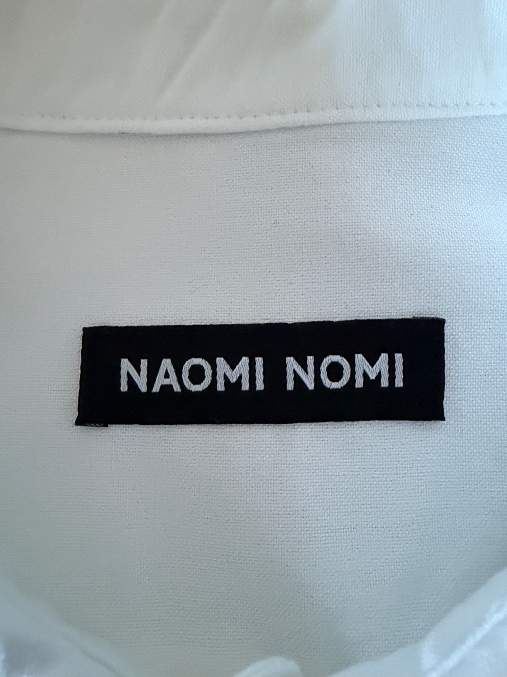 Naomi Nomi The New Oxford- Crisp White Organic Cotton — image 7 of 7